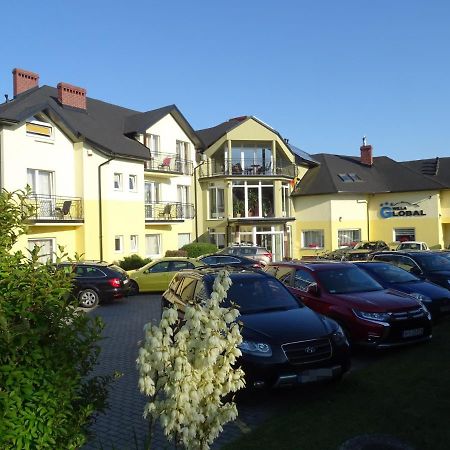 Willa Global Komfortowe Pokoje Nad Morzem Jastrzębia Góra Exterior foto